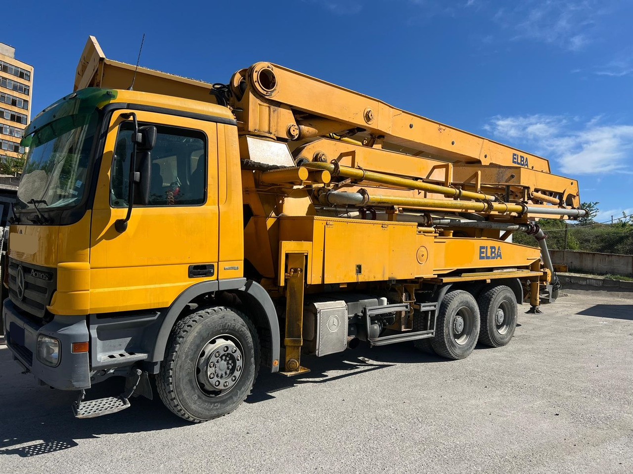 MERCEDES-BENZ ACTROS 3332 ELBA SCHWING 36M - Autopompă de beton: Foto 1 MERCEDES-BENZ ACTROS 3332 ELBA SCHWING 36M - Autopompă de beton: Foto 1