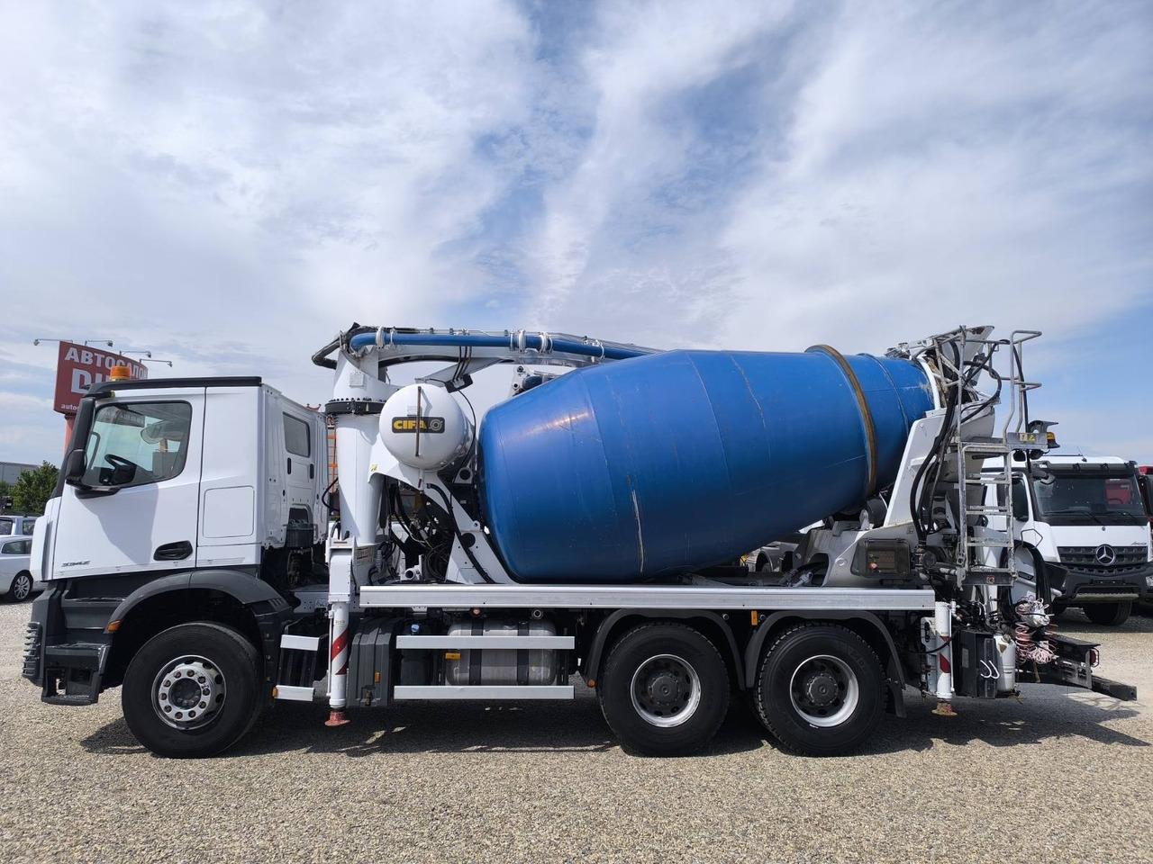 MERCEDES-BENZ AROCS 3342 CIFA MK25H - Autobetonieră cu pompă: Foto 4 MERCEDES-BENZ AROCS 3342 CIFA MK25H - Autobetonieră cu pompă: Foto 4