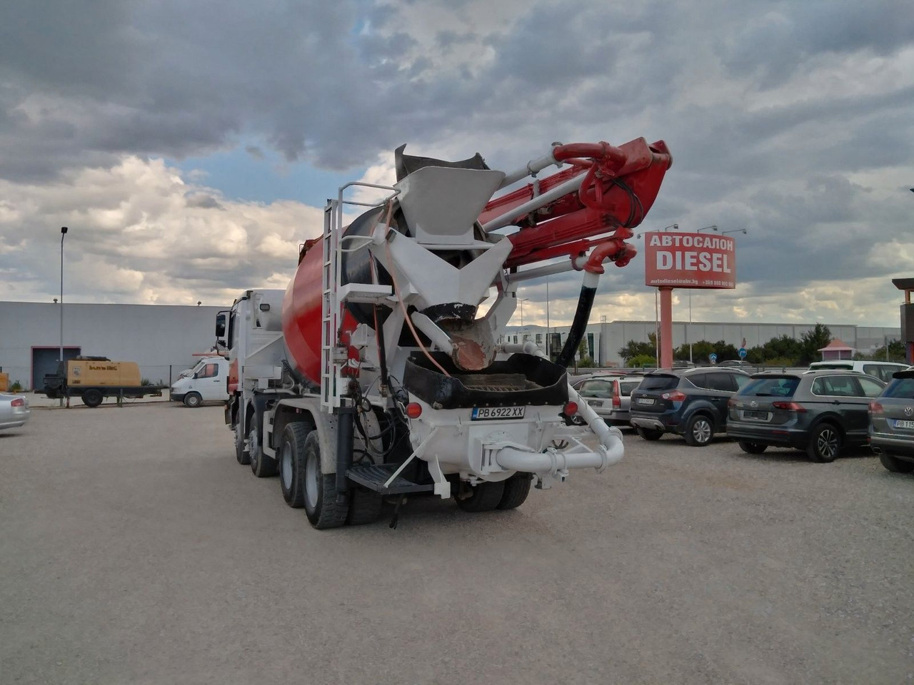 Mercedes-Benz ACTROS 3240 Putzmeister 26.67S - Autopompă de beton: Foto 5 Mercedes-Benz ACTROS 3240 Putzmeister 26.67S - Autopompă de beton: Foto 5