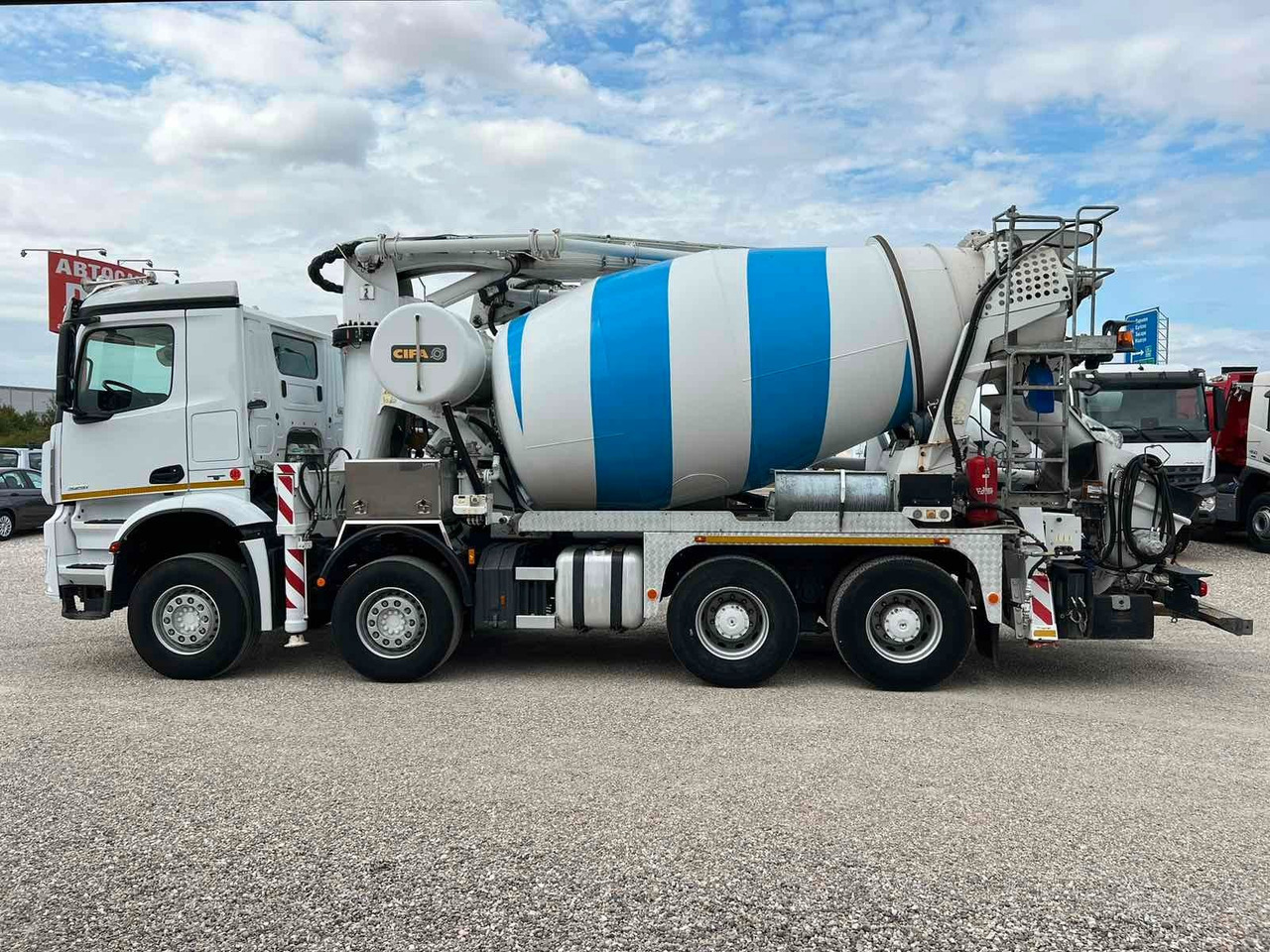 Mercedes-Benz AROCS 3251 CIFA MAGNUM MK28.4L - Autopompă de beton: Foto 4 Mercedes-Benz AROCS 3251 CIFA MAGNUM MK28.4L - Autopompă de beton: Foto 4