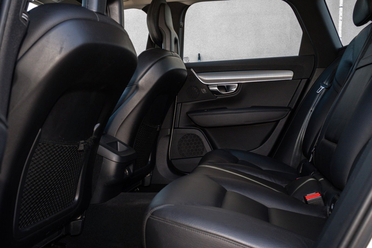 Mașină break Volvo V90 D4 Momentum 2.0D: Foto 14 Mașină break Volvo V90 D4 Momentum 2.0D: Foto 14