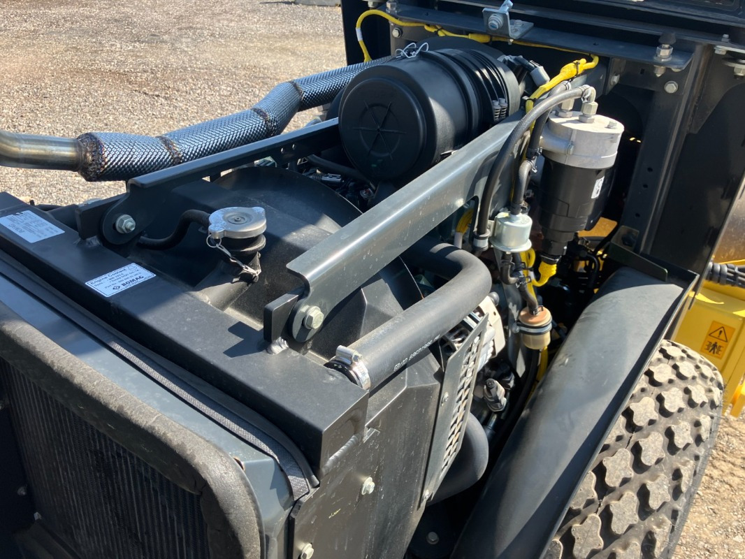 BOMAG DE BW 124 DH-5 Stage V/Tier 4f - Cilindru compactor: Foto 3 BOMAG DE BW 124 DH-5 Stage V/Tier 4f - Cilindru compactor: Foto 3