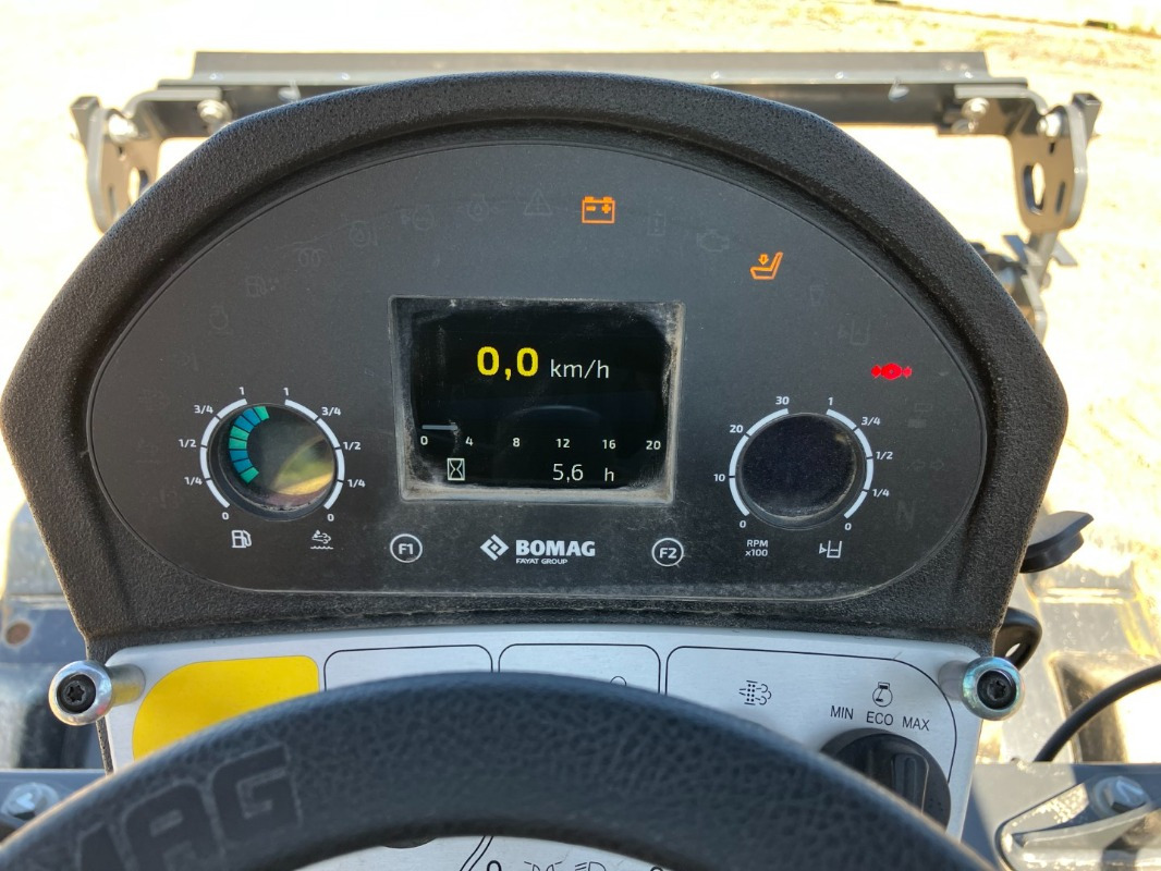BOMAG DE BW 145 DH-5 Stage V/Tier 4f - Cilindru compactor: Foto 5 BOMAG DE BW 145 DH-5 Stage V/Tier 4f - Cilindru compactor: Foto 5