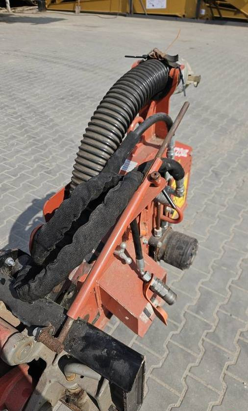 Utilaj pentru beton Ditch Witch MicroTrench MT6 piła pod światłowód do cięcia asfaltu/betonu: Foto 7