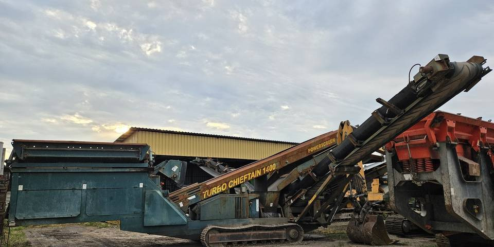 Przesiewacz mobilny Powerscreen Chieftain 1400 rozdrabniacz wibrokrata - Statia de sortare: Foto 1 Przesiewacz mobilny Powerscreen Chieftain 1400 rozdrabniacz wibrokrata - Statia de sortare: Foto 1