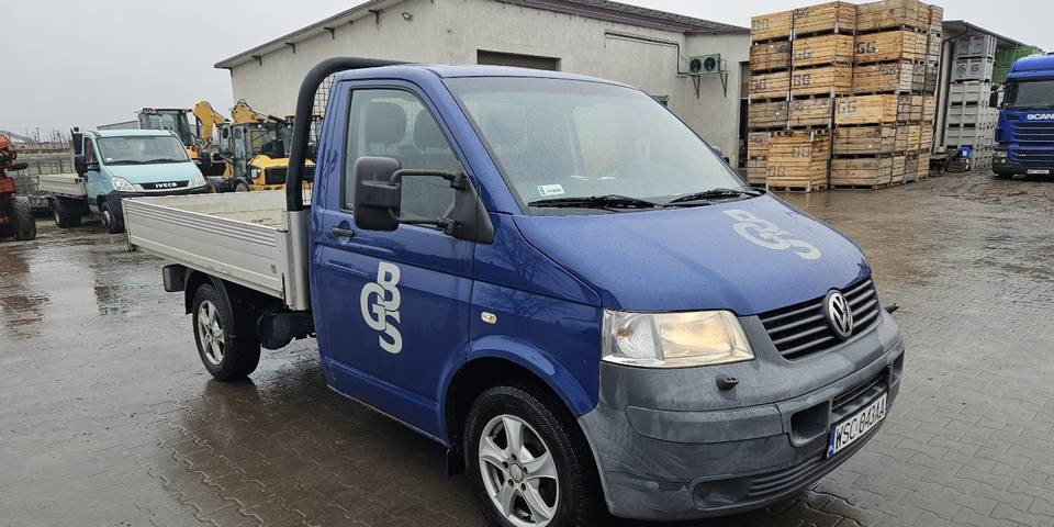 Volkswagen Transporter T5 2.5 skrzynia FV23% klima automat Webasto - Autoutilitară cu platformă: Foto 4 Volkswagen Transporter T5 2.5 skrzynia FV23% klima automat Webasto - Autoutilitară cu platformă: Foto 4