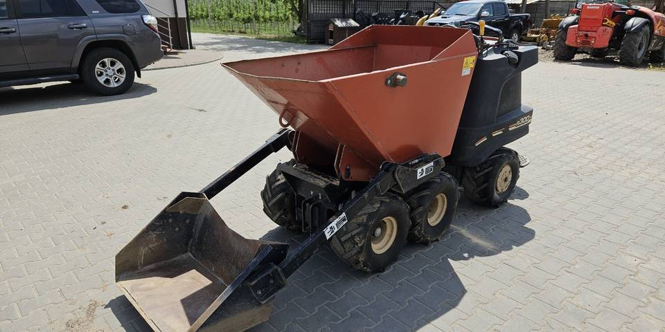 Wozidło samozaładowcze Ditch Witch R300 koparka łańcuchowa - Mini dumper: Foto 2 Wozidło samozaładowcze Ditch Witch R300 koparka łańcuchowa - Mini dumper: Foto 2