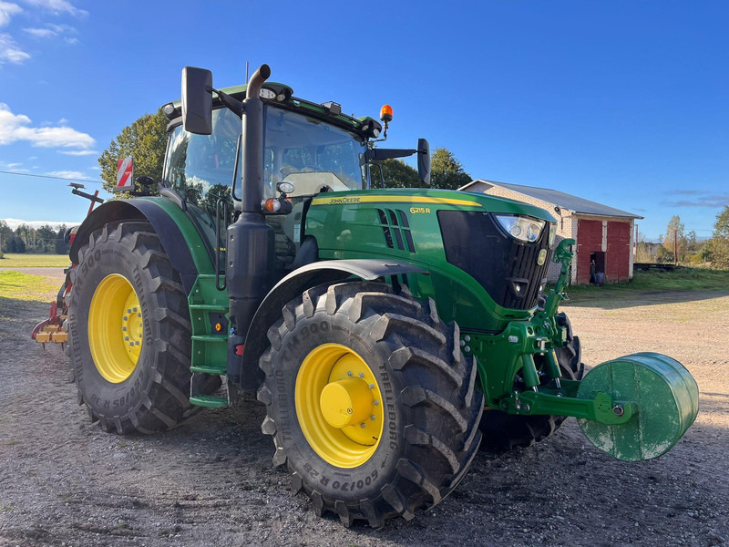 John Deere 6215R Autopowr - Tractor agricol: Foto 1 John Deere 6215R Autopowr - Tractor agricol: Foto 1