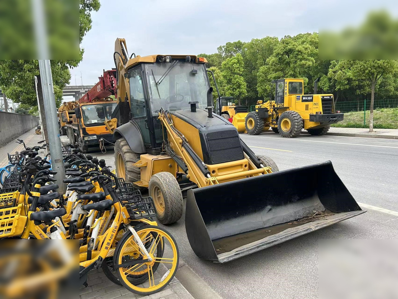 CASE 580 - Buldoexcavator: Foto 2 CASE 580 - Buldoexcavator: Foto 2