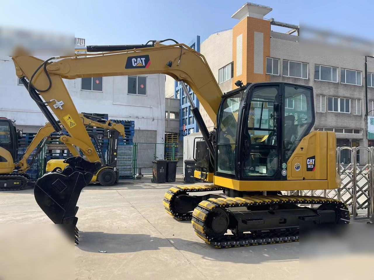 CATERPILLAR 307.5 - Excavator pe şenile: Foto 1 CATERPILLAR 307.5 - Excavator pe şenile: Foto 1