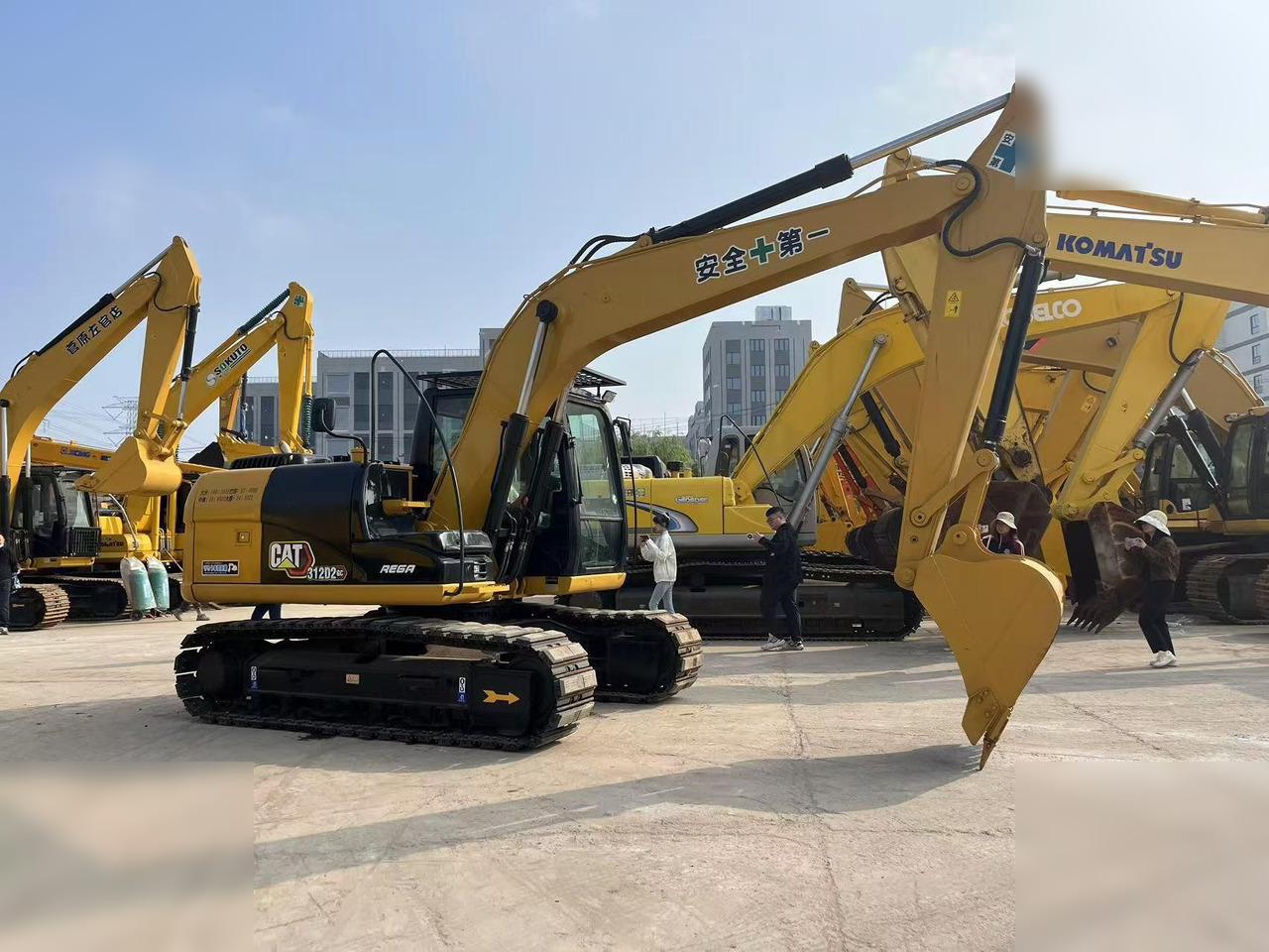 CATERPILLAR 312D2 GC - Excavator pe şenile: Foto 1 CATERPILLAR 312D2 GC - Excavator pe şenile: Foto 1
