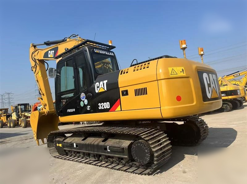 CATERPILLAR 320D - Excavator pe şenile: Foto 3 CATERPILLAR 320D - Excavator pe şenile: Foto 3