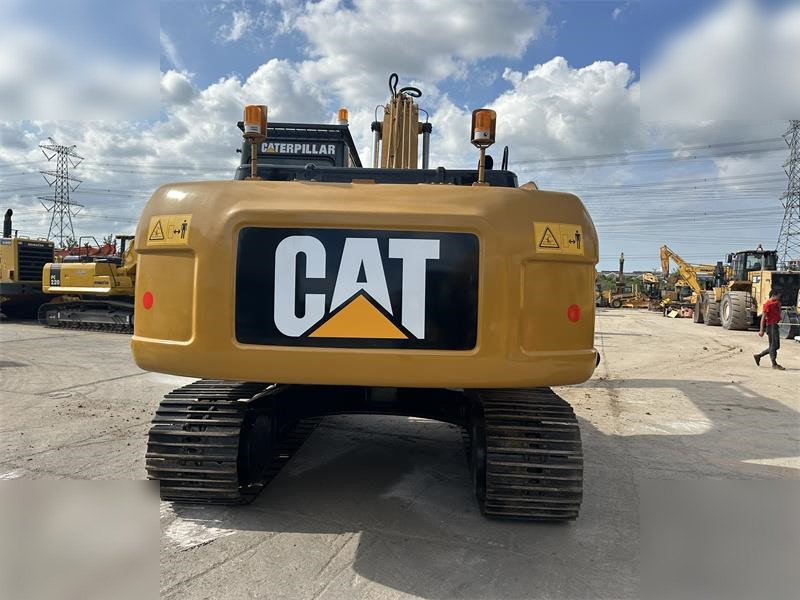 CATERPILLAR 320D - Excavator pe şenile: Foto 2 CATERPILLAR 320D - Excavator pe şenile: Foto 2