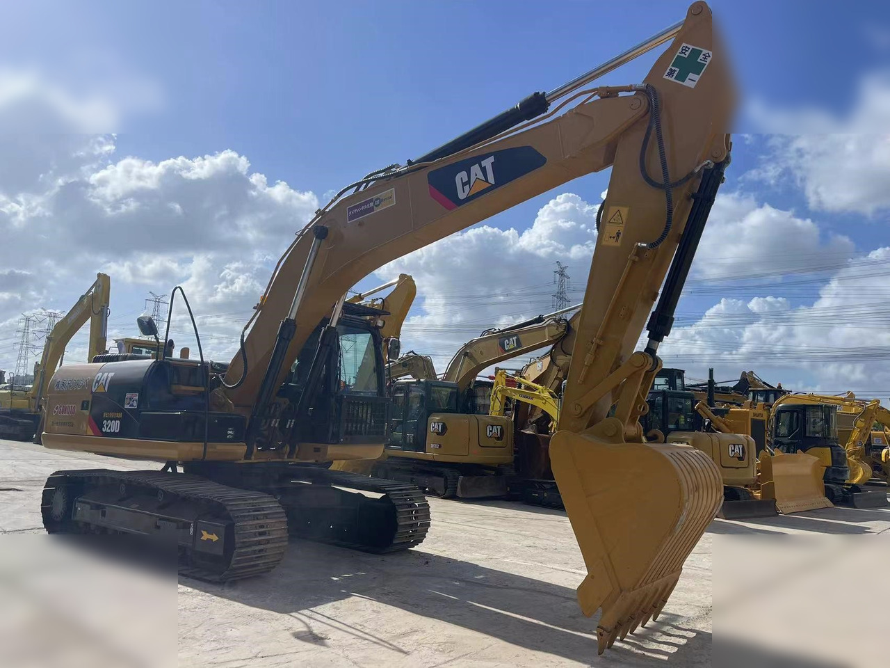 CATERPILLAR 320D - Excavator pe şenile: Foto 5 CATERPILLAR 320D - Excavator pe şenile: Foto 5