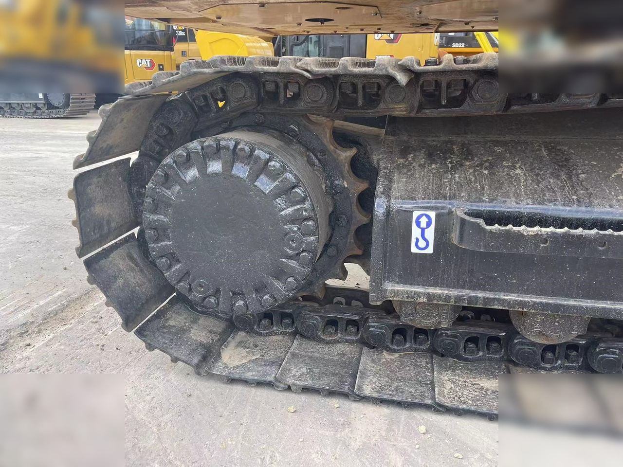 Excavator pe şenile CATERPILLAR 320D: Foto 9