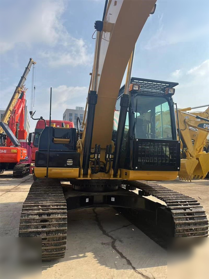 Excavator pe şenile CATERPILLAR 320D: Foto 10