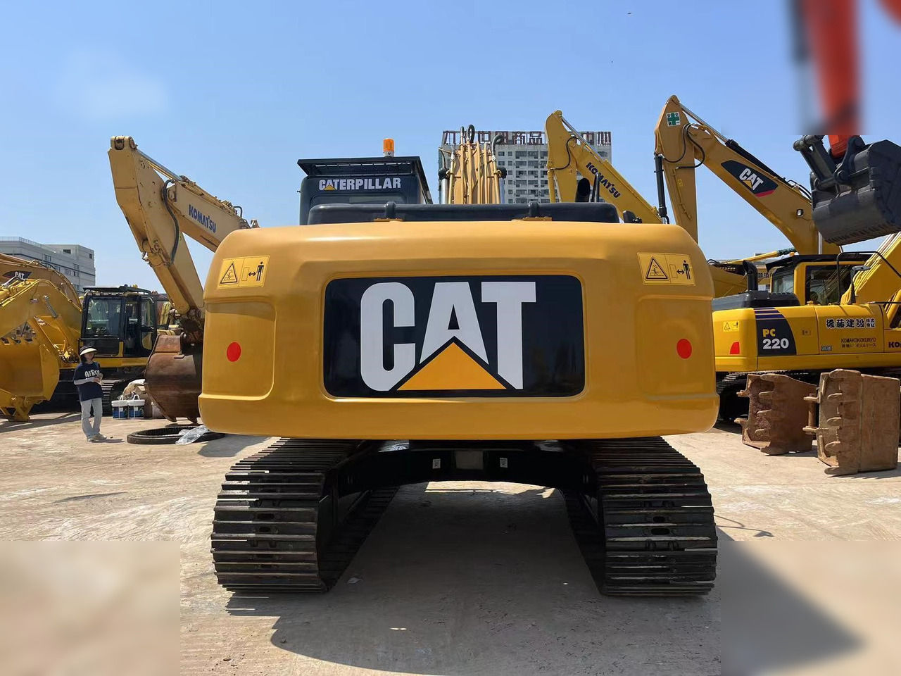 CATERPILLAR 320D - Excavator pe şenile: Foto 5 CATERPILLAR 320D - Excavator pe şenile: Foto 5