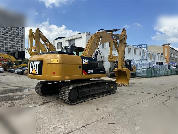 CATERPILLAR 320D - Excavator pe şenile: Foto 4 CATERPILLAR 320D - Excavator pe şenile: Foto 4