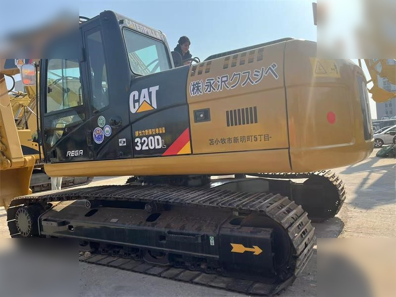 CATERPILLAR 320DL - Excavator pe şenile: Foto 5 CATERPILLAR 320DL - Excavator pe şenile: Foto 5