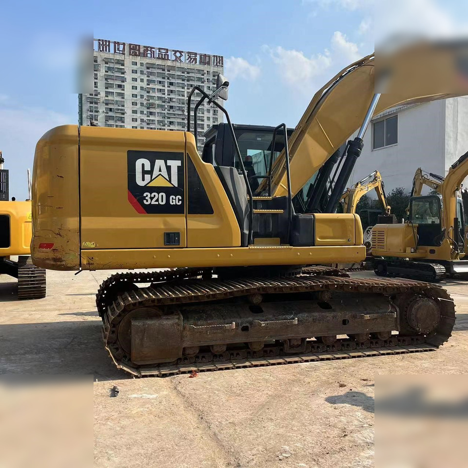 CATERPILLAR 320GC - Excavator pe şenile: Foto 3 CATERPILLAR 320GC - Excavator pe şenile: Foto 3