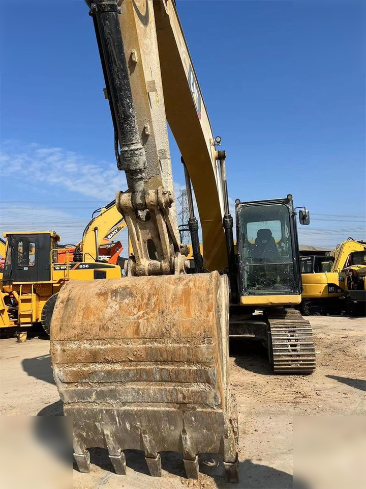 CATERPILLAR 320GC - Excavator pe şenile: Foto 4 CATERPILLAR 320GC - Excavator pe şenile: Foto 4