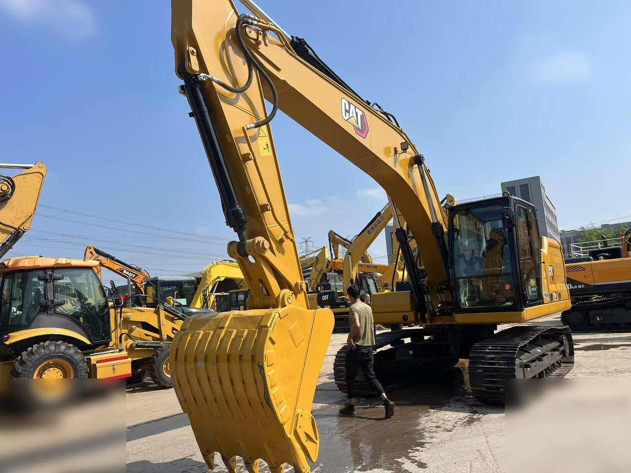 CATERPILLAR 320GC - Excavator pe şenile: Foto 2 CATERPILLAR 320GC - Excavator pe şenile: Foto 2