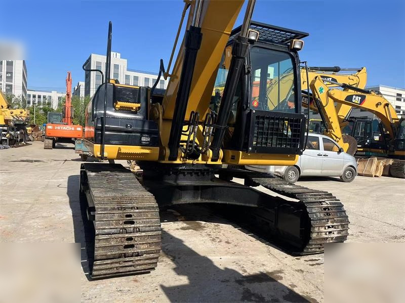 CATERPILLAR 324DL - Excavator pe şenile: Foto 4 CATERPILLAR 324DL - Excavator pe şenile: Foto 4