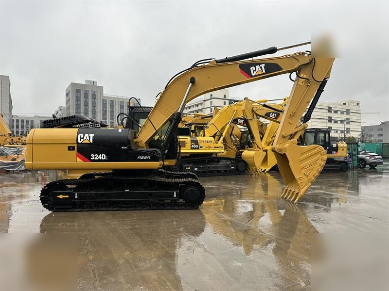 CATERPILLAR 324DL - Excavator pe şenile: Foto 2 CATERPILLAR 324DL - Excavator pe şenile: Foto 2