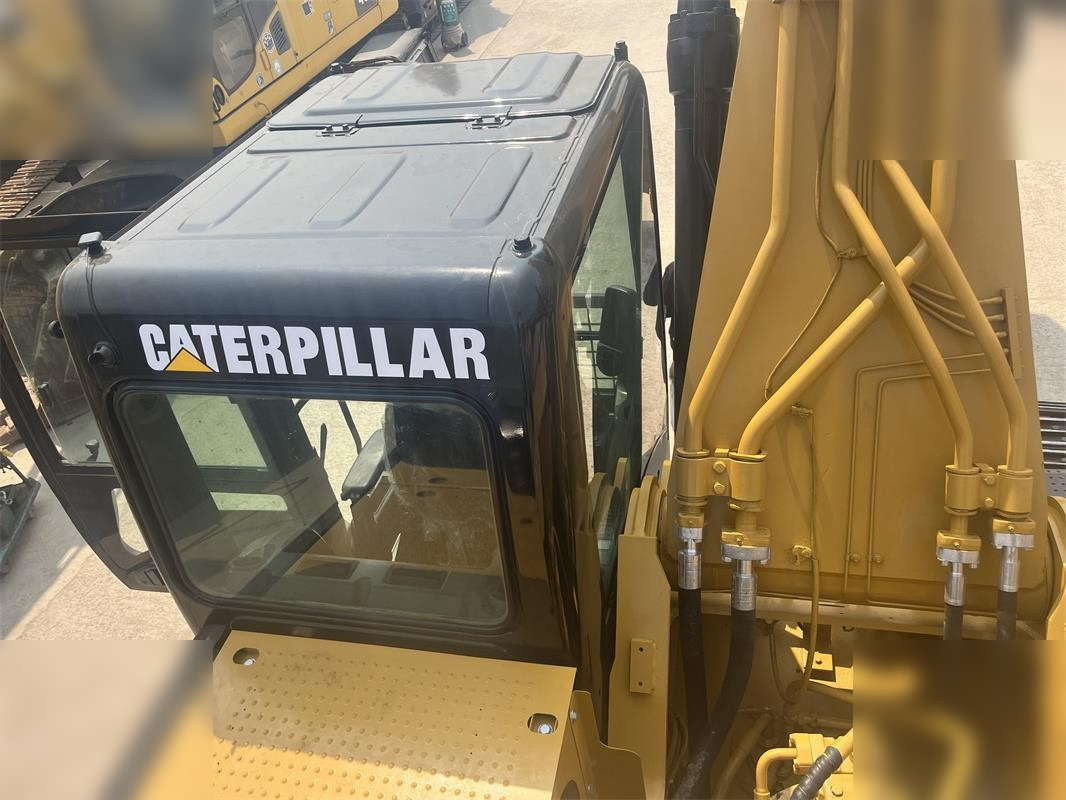 CATERPILLAR 330D - Excavator pe şenile: Foto 5 CATERPILLAR 330D - Excavator pe şenile: Foto 5