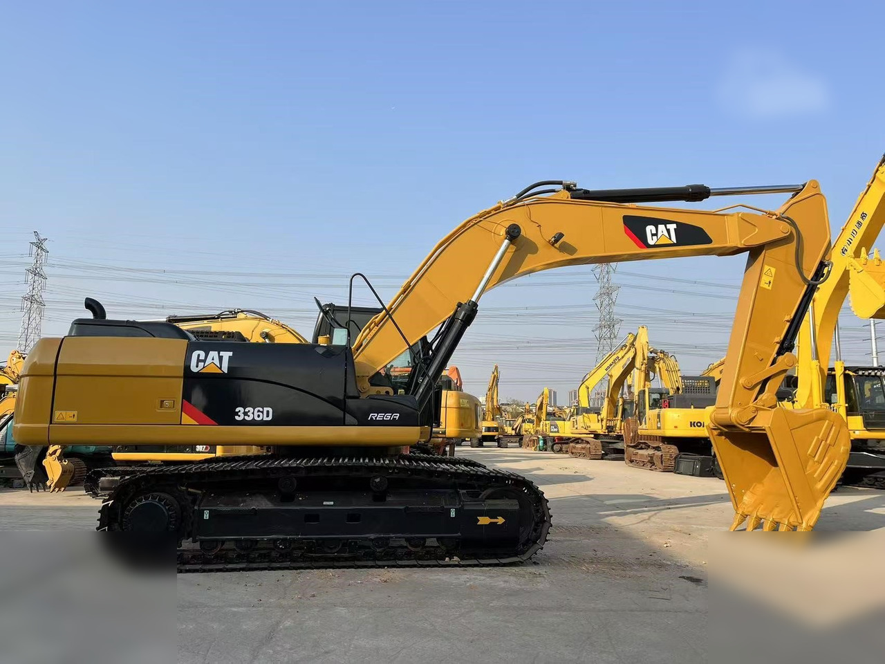 CATERPILLAR 336D - Excavator pe şenile: Foto 2 CATERPILLAR 336D - Excavator pe şenile: Foto 2