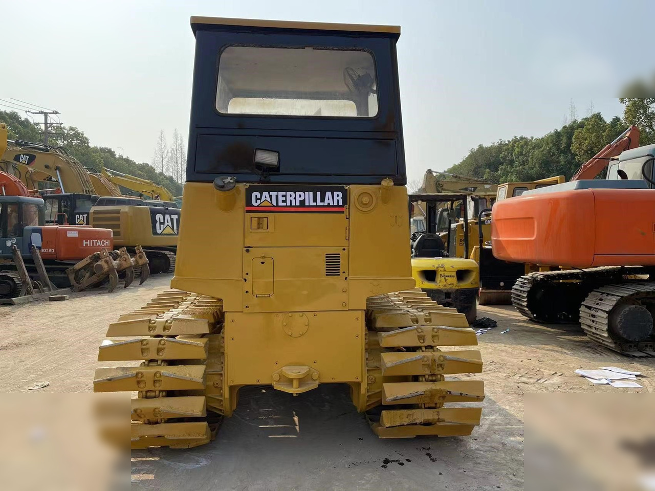 CATERPILLAR D4C - Buldozer: Foto 4 CATERPILLAR D4C - Buldozer: Foto 4