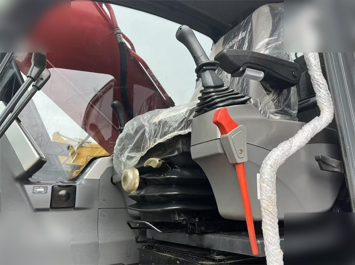 DOOSAN DX225 LCA - Excavator pe şenile: Foto 5 DOOSAN DX225 LCA - Excavator pe şenile: Foto 5