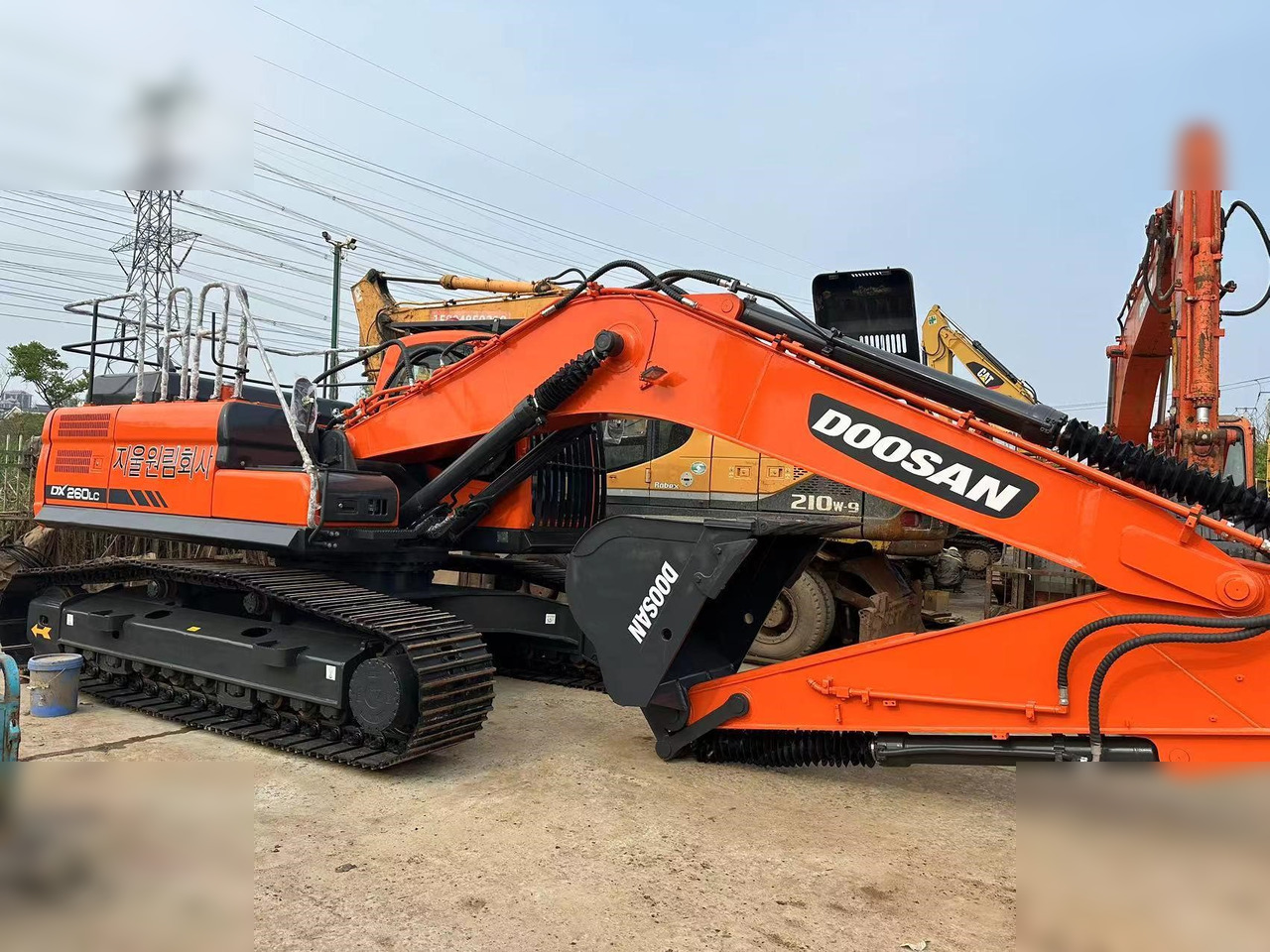 DOOSAN DX260 LC - Excavator pe şenile: Foto 3 DOOSAN DX260 LC - Excavator pe şenile: Foto 3