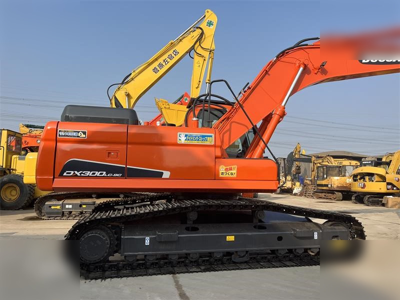 DOOSAN DX300 LC-9C - Excavator pe şenile: Foto 4 DOOSAN DX300 LC-9C - Excavator pe şenile: Foto 4