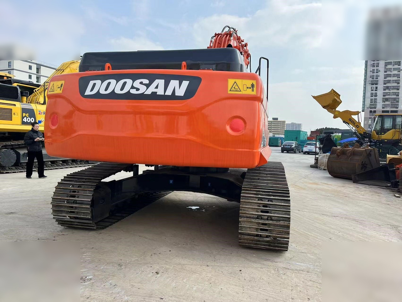 DOOSAN DX300 LC-9C - Excavator pe şenile: Foto 4 DOOSAN DX300 LC-9C - Excavator pe şenile: Foto 4