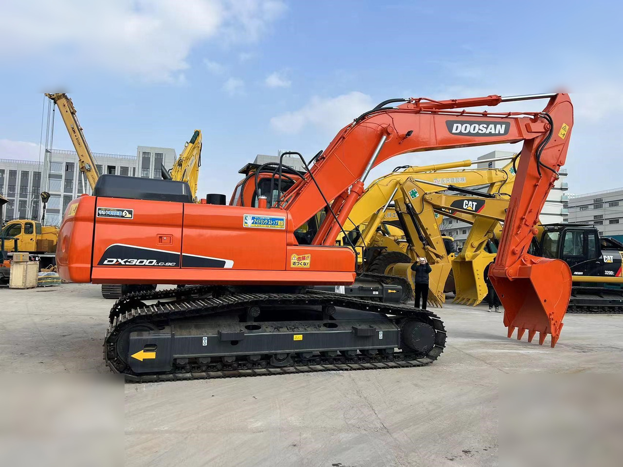 DOOSAN DX300 LC-9C - Excavator pe şenile: Foto 2 DOOSAN DX300 LC-9C - Excavator pe şenile: Foto 2