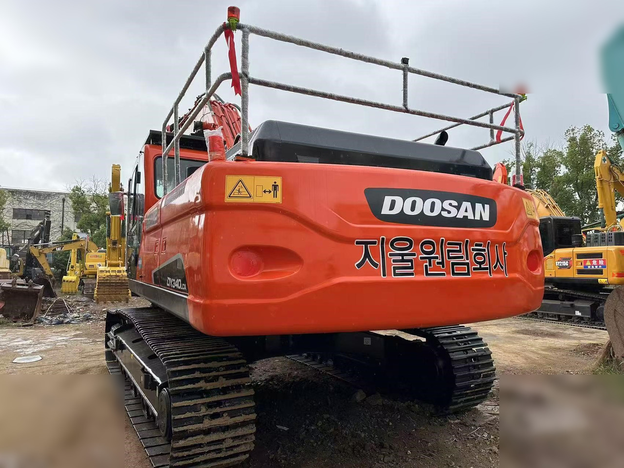 Excavator pe şenile DOOSAN DX340 LCA: Foto 6