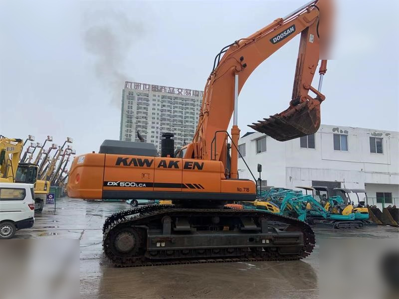 DOOSAN DX500 LCA - Excavator pe şenile: Foto 1 DOOSAN DX500 LCA - Excavator pe şenile: Foto 1