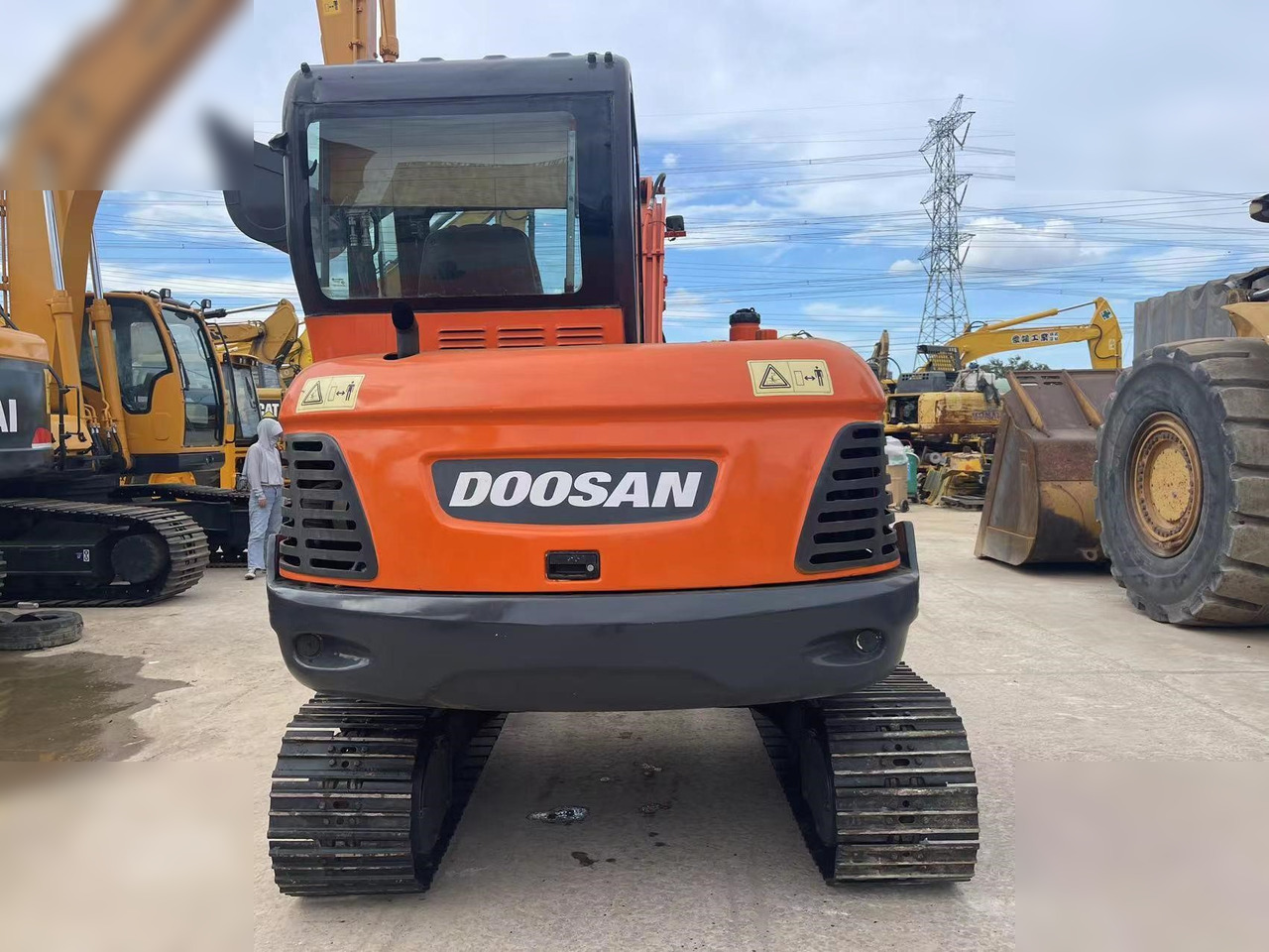 DOOSAN DX60-9C - Excavator pe şenile: Foto 4 DOOSAN DX60-9C - Excavator pe şenile: Foto 4