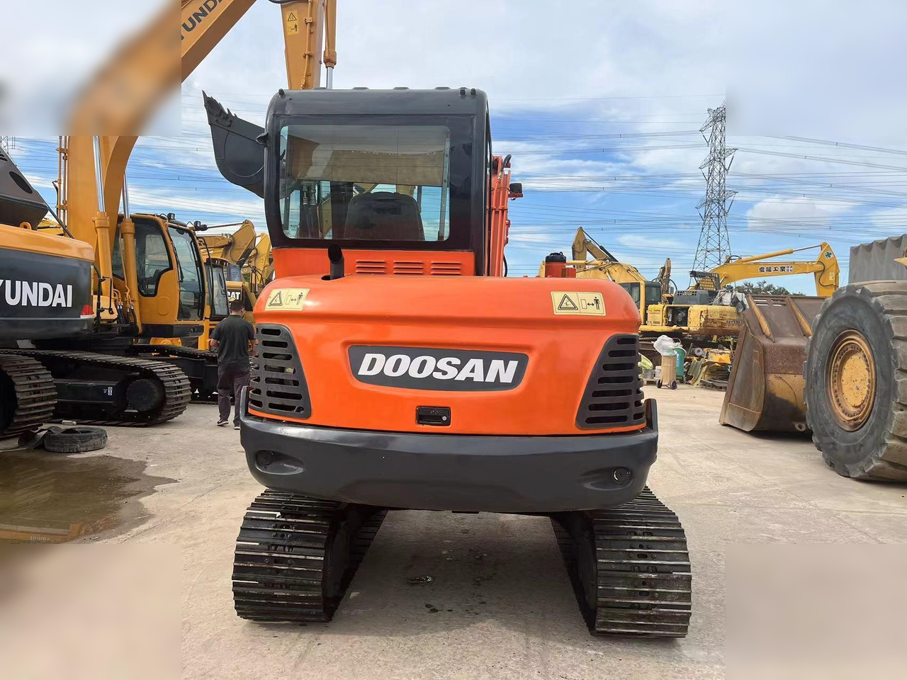 DOOSAN DX60-9C - Excavator pe şenile: Foto 4 DOOSAN DX60-9C - Excavator pe şenile: Foto 4