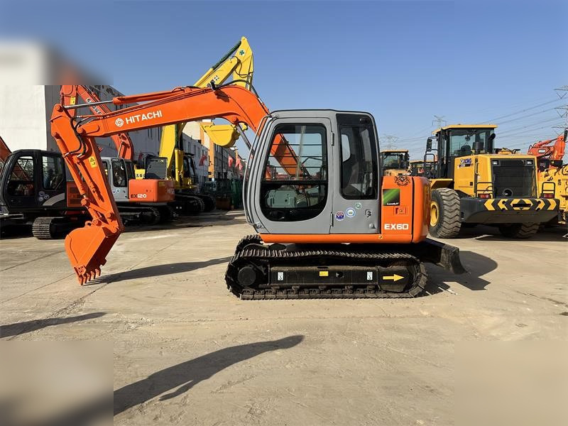 HITACHI EX60-5 - Excavator pe şenile: Foto 1 HITACHI EX60-5 - Excavator pe şenile: Foto 1