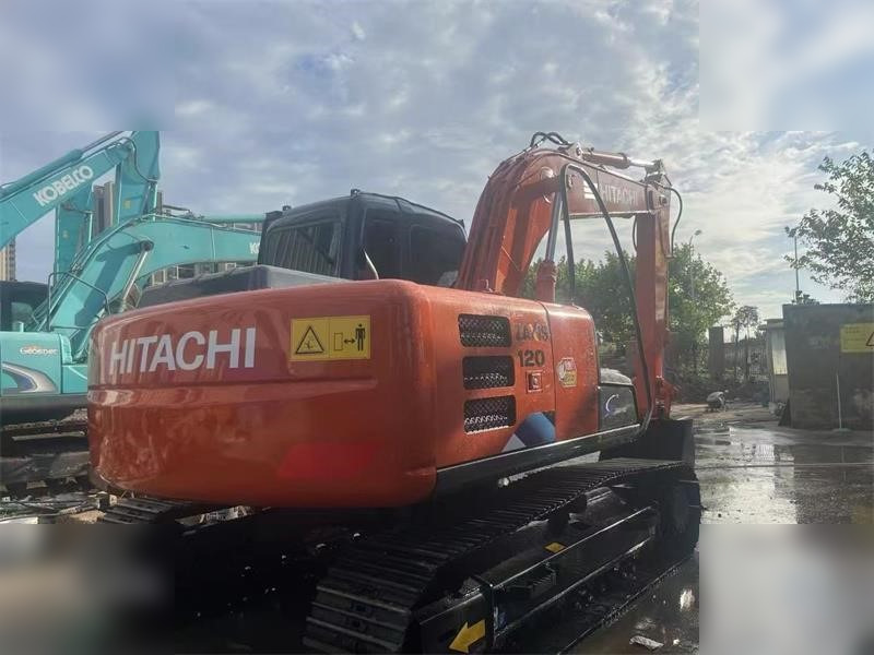 HITACHI ZX120 - Excavator pe şenile: Foto 5 HITACHI ZX120 - Excavator pe şenile: Foto 5