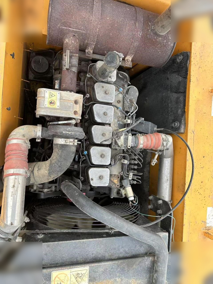 HYUNDAI ROBEX 210 LC-7 - Excavator pe şenile: Foto 5 HYUNDAI ROBEX 210 LC-7 - Excavator pe şenile: Foto 5