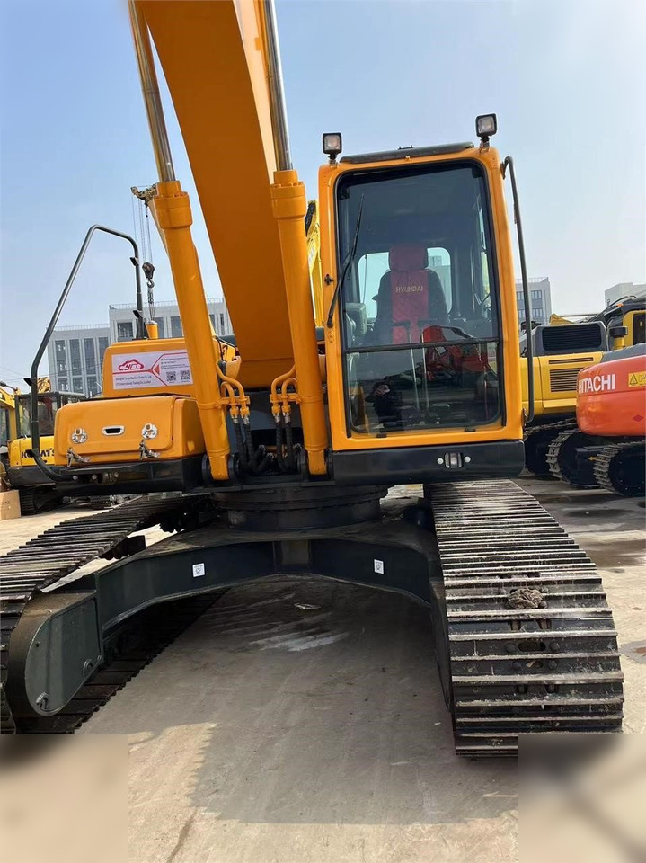 HYUNDAI ROBEX 220 LC-9S - Excavator pe şenile: Foto 5 HYUNDAI ROBEX 220 LC-9S - Excavator pe şenile: Foto 5