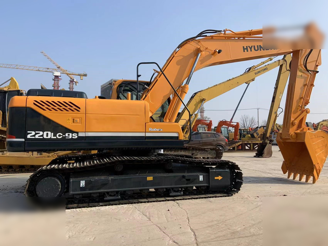 HYUNDAI ROBEX 220 LC-9S - Excavator pe şenile: Foto 5 HYUNDAI ROBEX 220 LC-9S - Excavator pe şenile: Foto 5