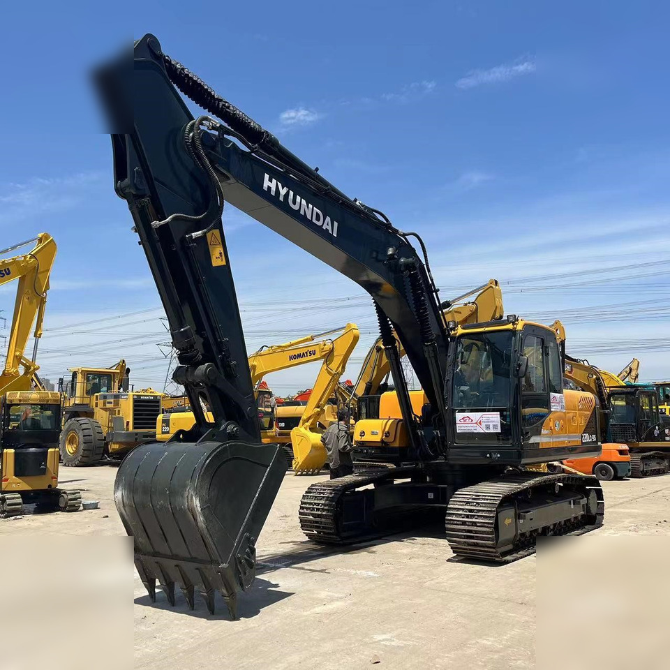 HYUNDAI ROBEX 220 LC-9S - Excavator pe şenile: Foto 2 HYUNDAI ROBEX 220 LC-9S - Excavator pe şenile: Foto 2