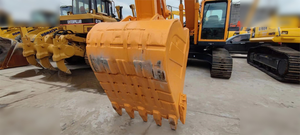 HYUNDAI ROBEX 220 LC-9S - Excavator pe şenile: Foto 5 HYUNDAI ROBEX 220 LC-9S - Excavator pe şenile: Foto 5