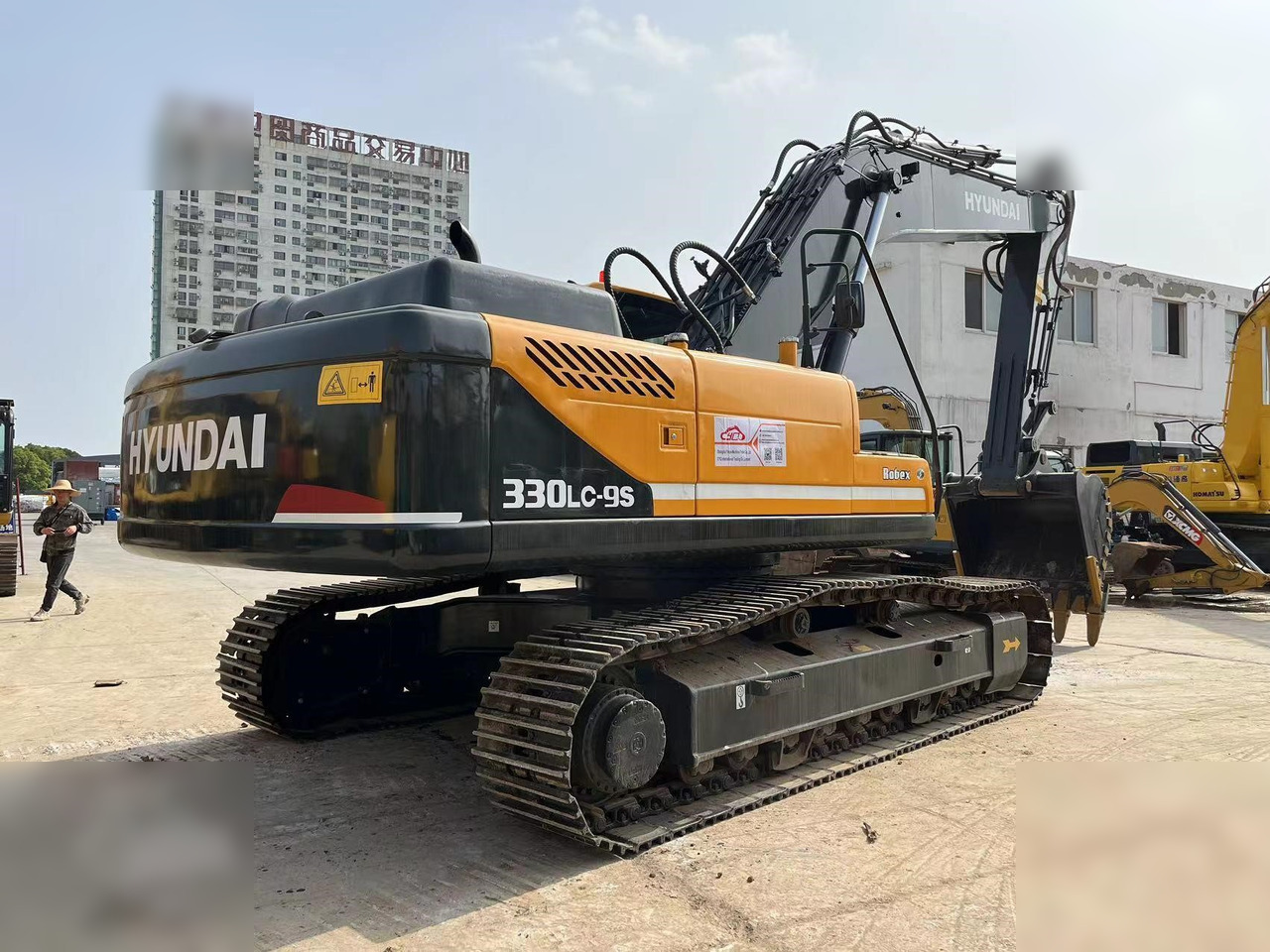 HYUNDAI ROBEX 330 LC-9S - Excavator pe şenile: Foto 2 HYUNDAI ROBEX 330 LC-9S - Excavator pe şenile: Foto 2