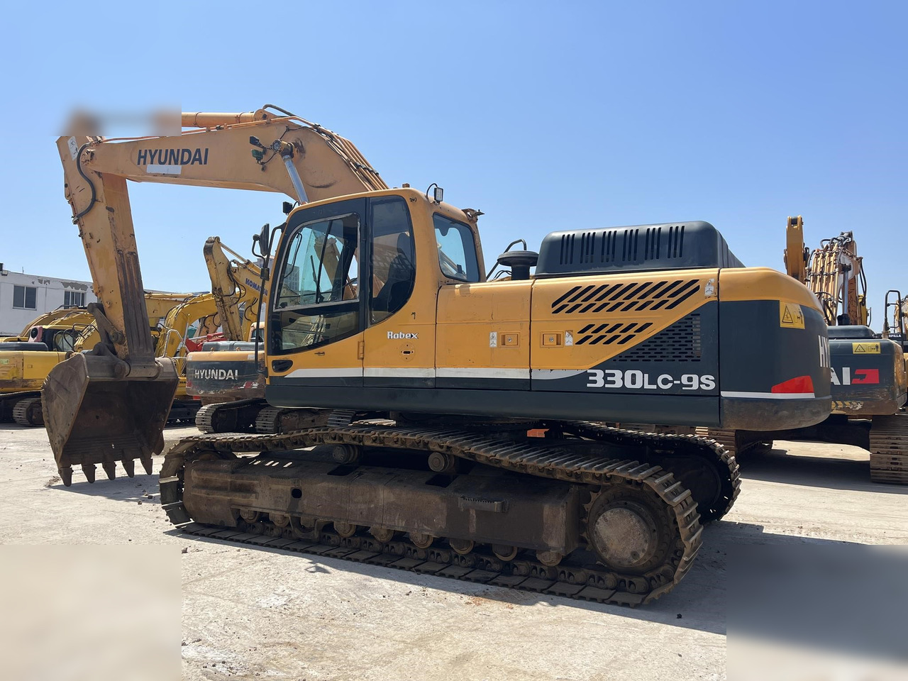 HYUNDAI ROBEX 330 LC-9S - Excavator pe şenile: Foto 1 HYUNDAI ROBEX 330 LC-9S - Excavator pe şenile: Foto 1