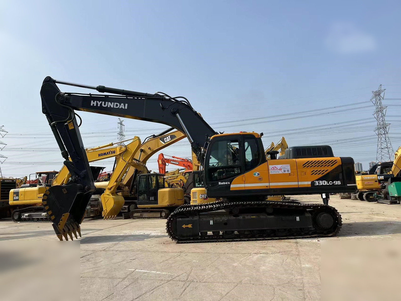 HYUNDAI ROBEX 330 LC-9S - Excavator pe şenile: Foto 1 HYUNDAI ROBEX 330 LC-9S - Excavator pe şenile: Foto 1